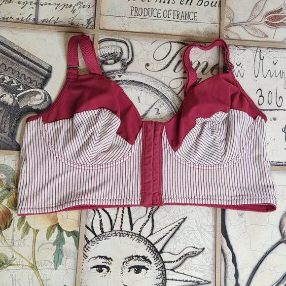 Other - Adorable, Sexy Striped Bralette 😍
